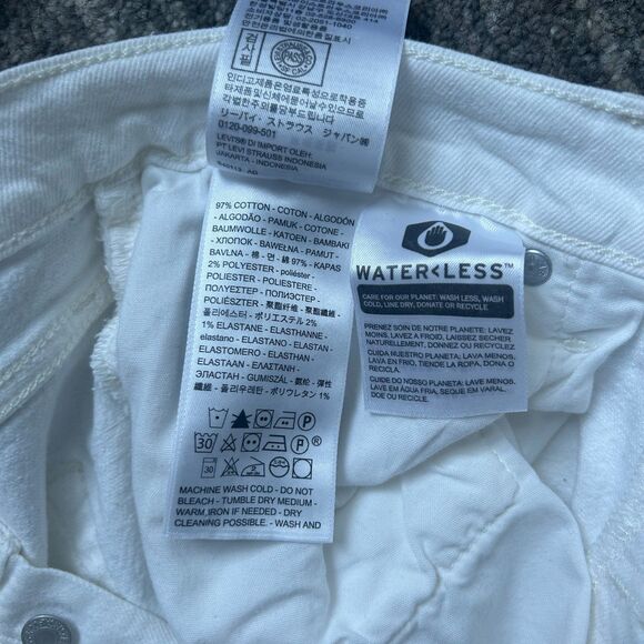 Levi's Ribcage Straight Ankle White Jeans, NWT, Size 29 x 27 (8), NWT - Picture 9 of 10